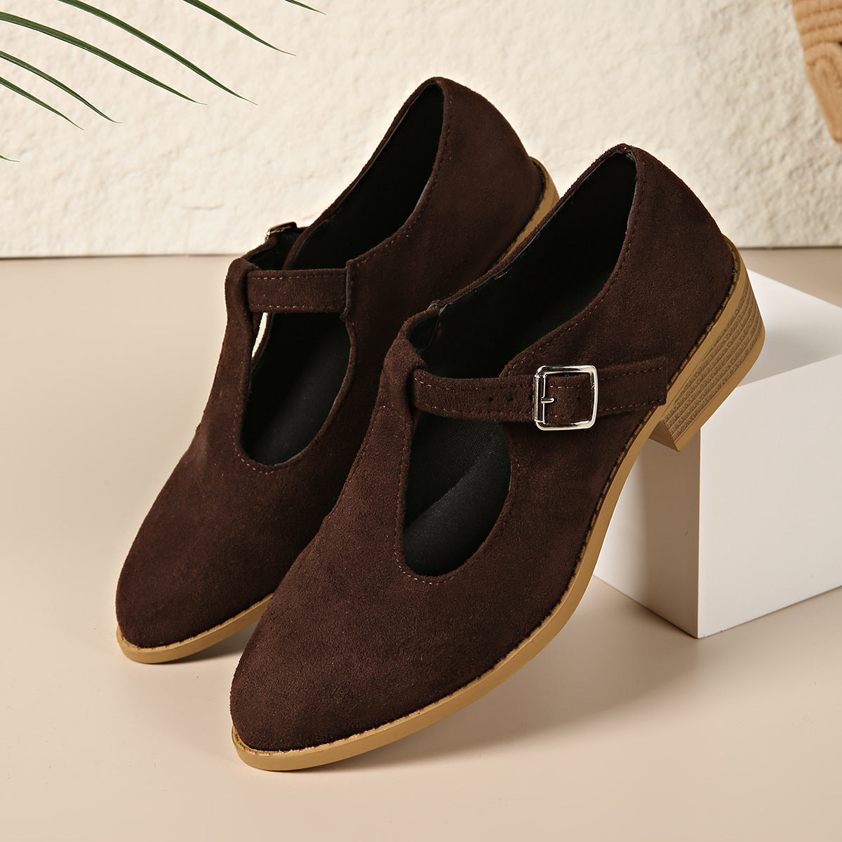 Wren - Women's Suede Cut-Out Pointed Flats, British-Style Loafers