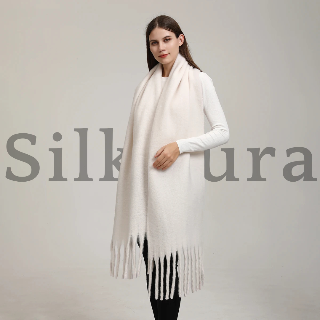 SilkAura – Exclusive scarf