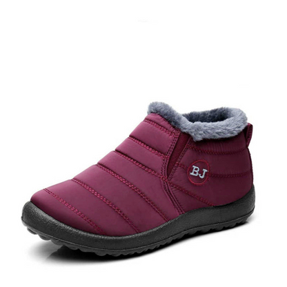 Ergonomic snow boots