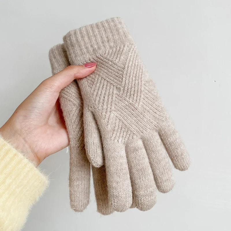 Diamond Knit Gloves