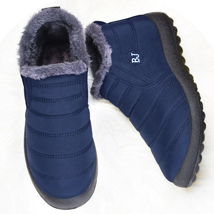 Ergonomic snow boots