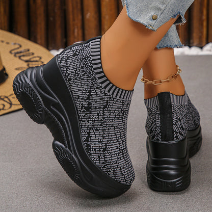 Sofia - Women's Knit Round-Toe French Heels, Color-Block Block Heel Flats