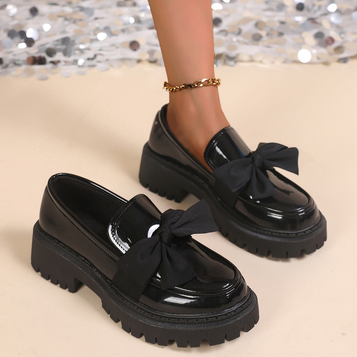 Edie - Women's British-Style Chain Loafers, Bow Detail Flat Shoes