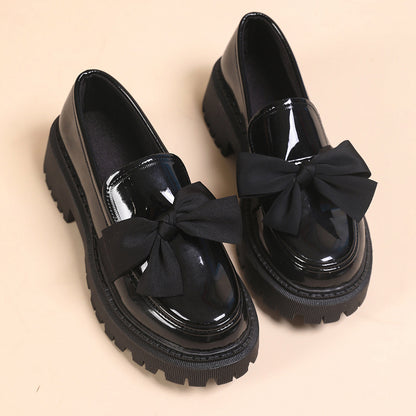 Edie - Women's British-Style Chain Loafers, Bow Detail Flat Shoes