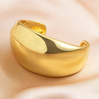 Gold Round Bangle