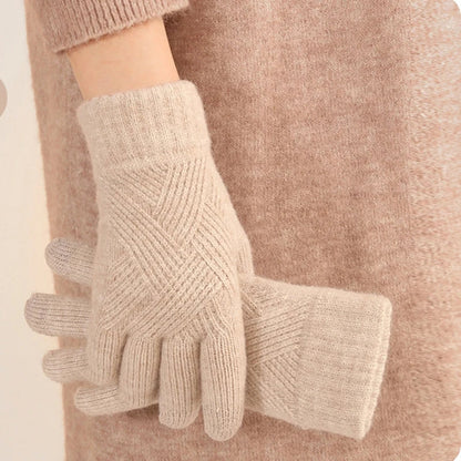 Diamond Knit Gloves