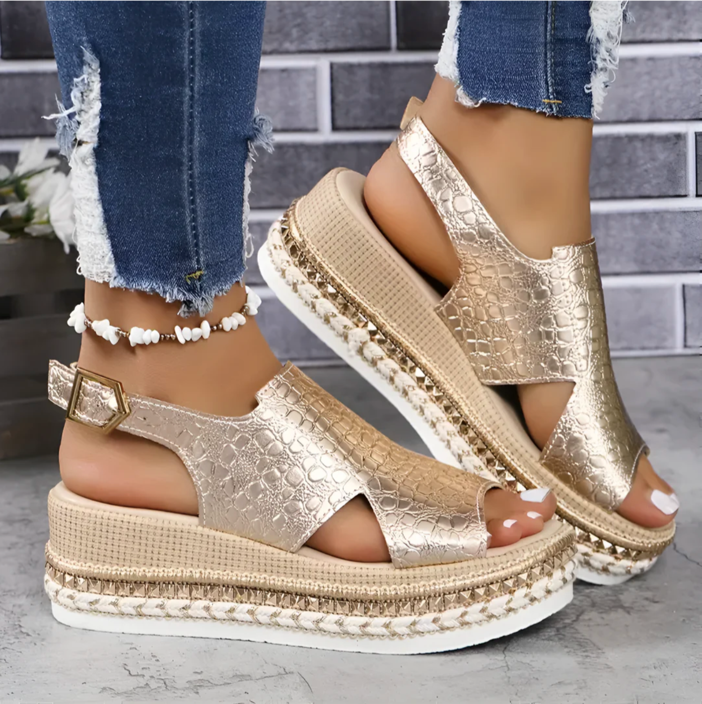 Chloé - Orthopedic sandals