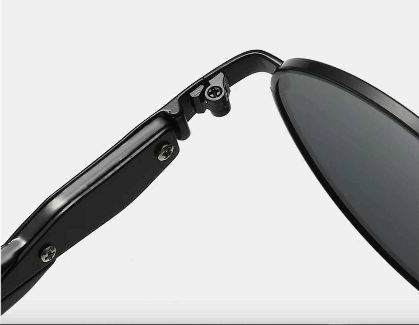 Darven Retro Metal Round Sunglasses
