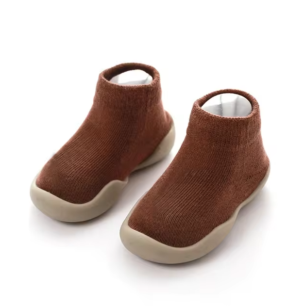 Noah - Non-slip children's socks with shoes