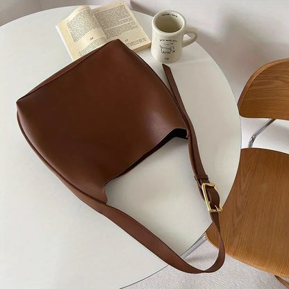 Aria - Vegan Leather Minimalist Shoulder Bag