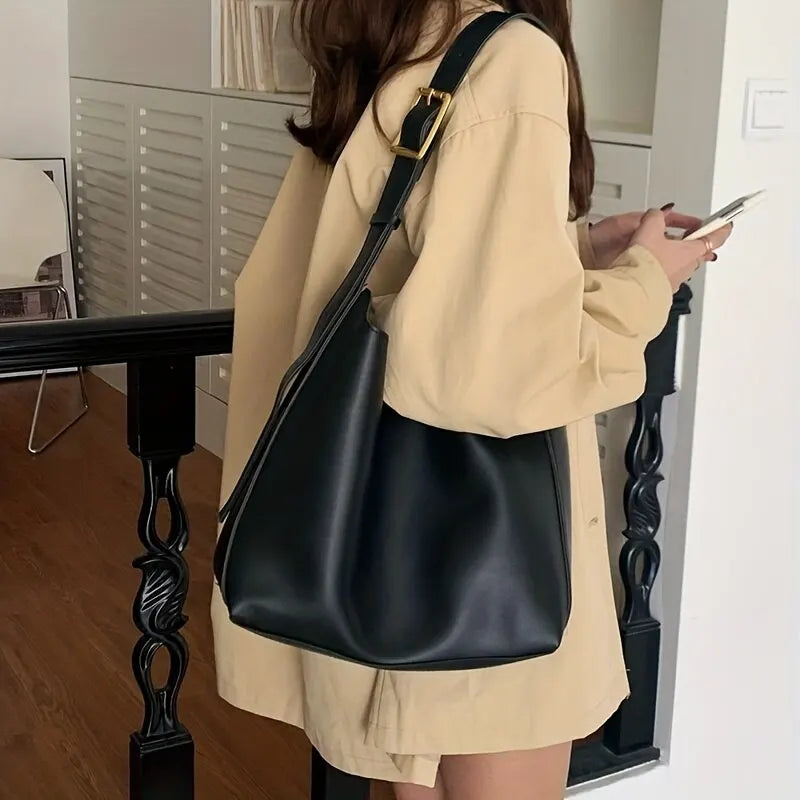 Aria - Vegan Leather Minimalist Shoulder Bag