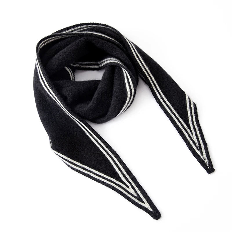 Women’s Scarf with Contrast Stripe Trim