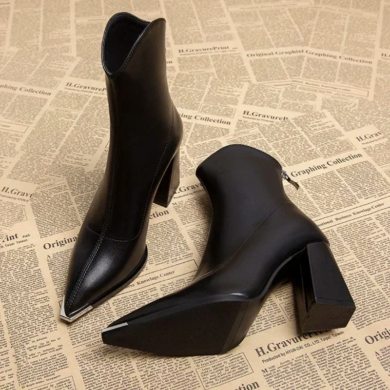 Women’s Pointed-Toe Ankle Leather Boots with Metal Tip